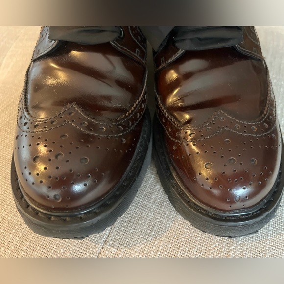 Authentic Prada women’s brogues w/ ribbon laces … Gorgeous!! - Picture 13 of 14